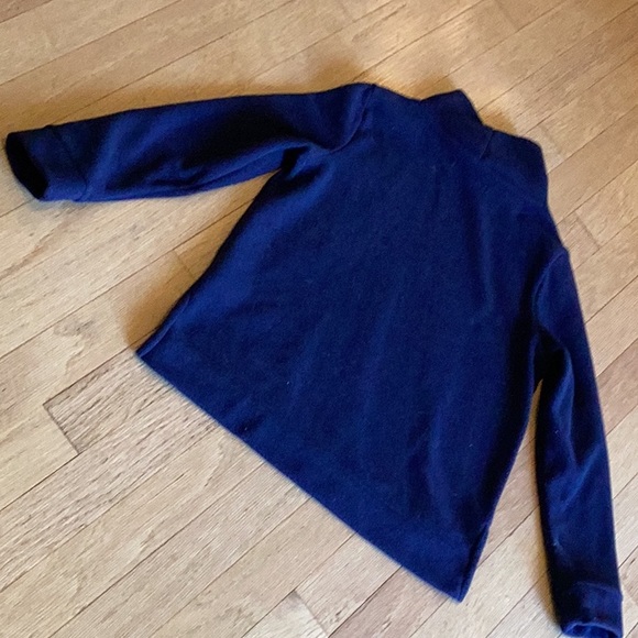 2/$20 Tommy Hilfiger navy fleece tunic with long sleeves turtleneck and side sli - Picture 9 of 9
